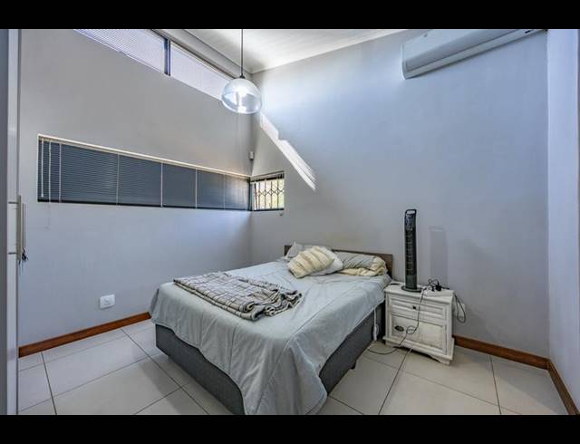 1 BEDROOM APARTMENT FOR SALE IN MENLO PARK